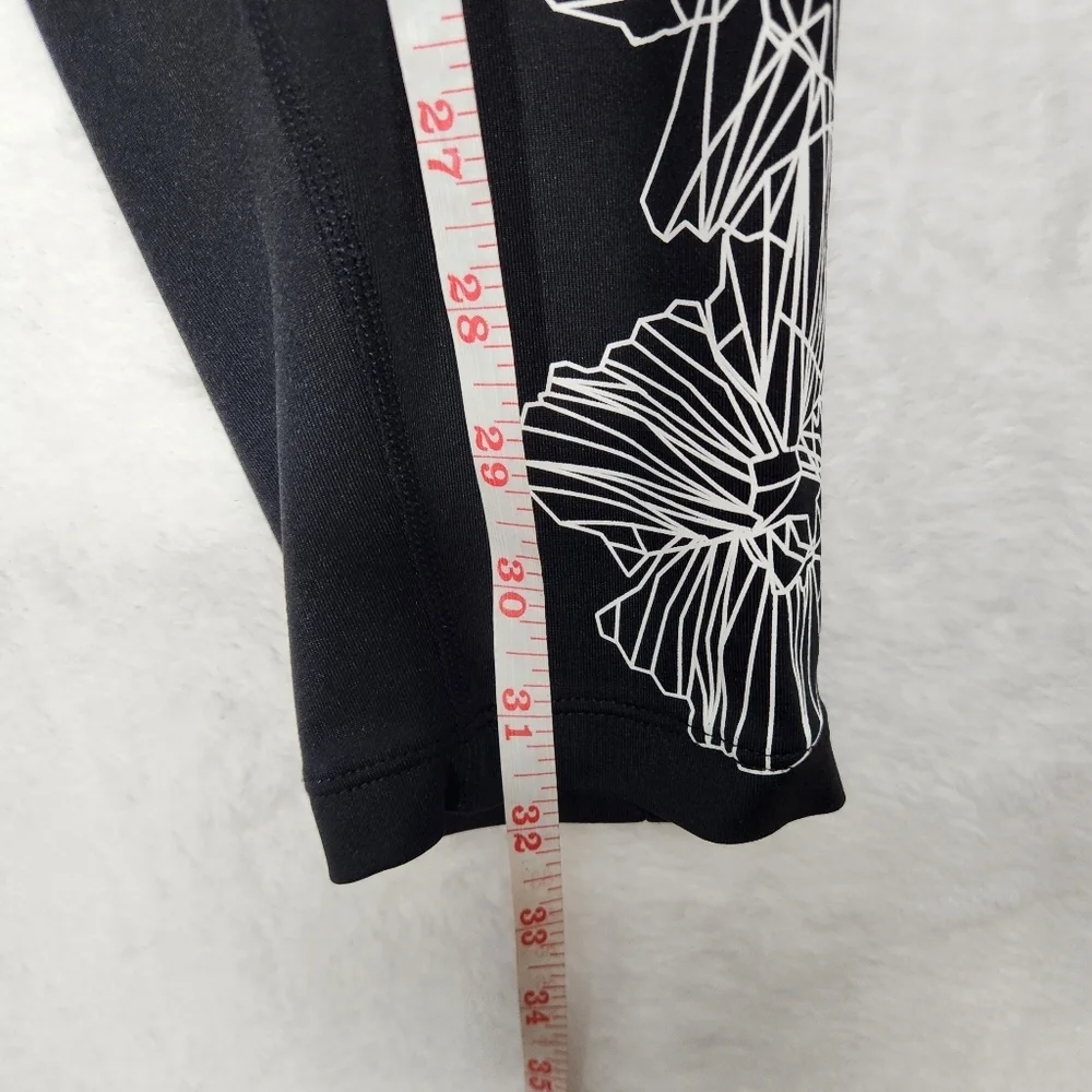 Calvin Klein Performance Wick  YOGA Leggings Joggers Size Medium NWOT